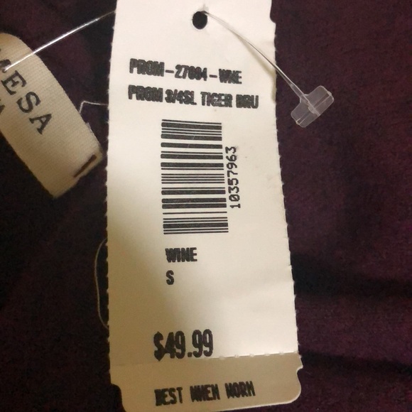 New Woman’s Deep Burgundy Drapy  Sweater ! - Picture 11 of 11